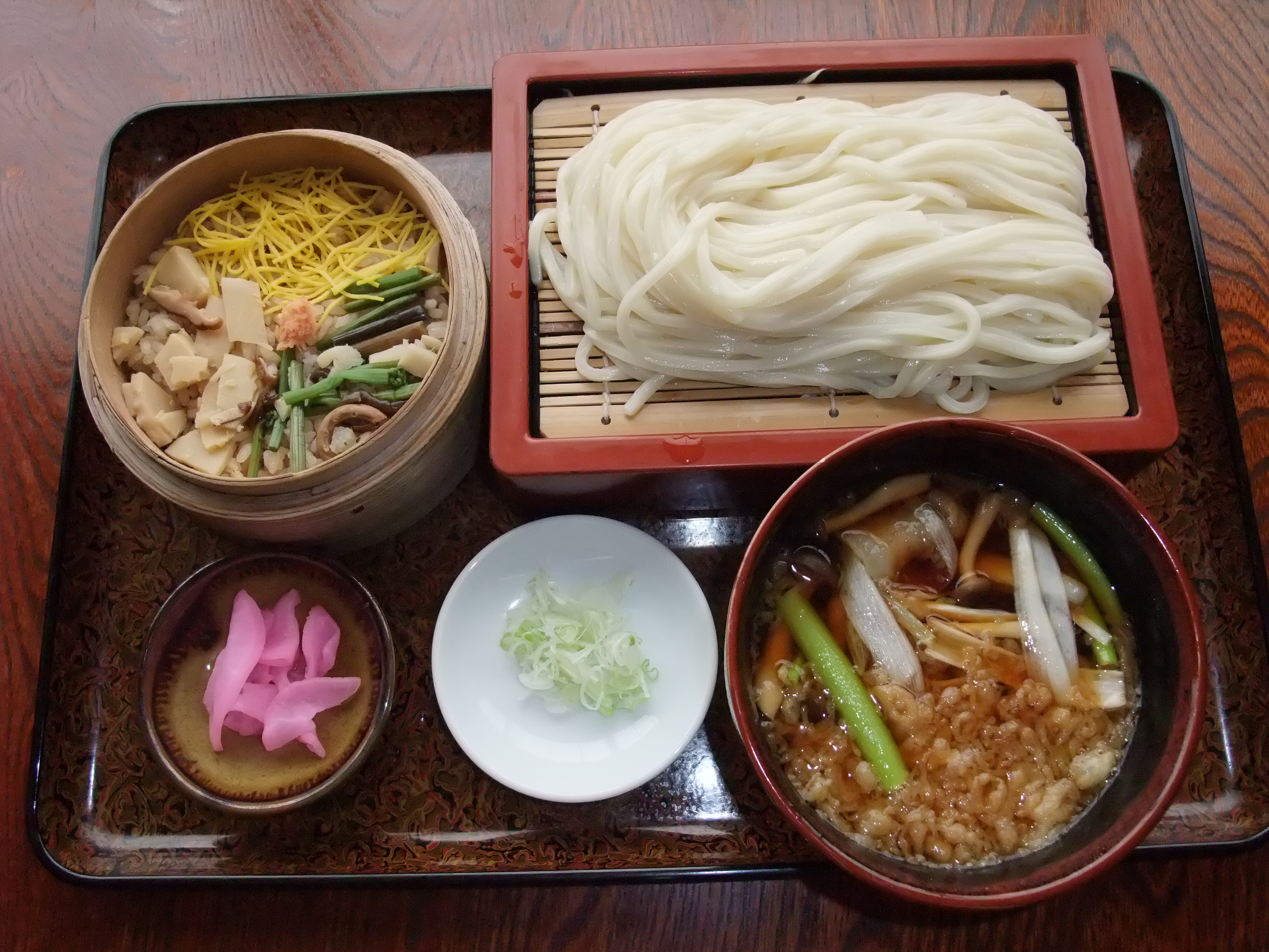 肉汁うどんセット